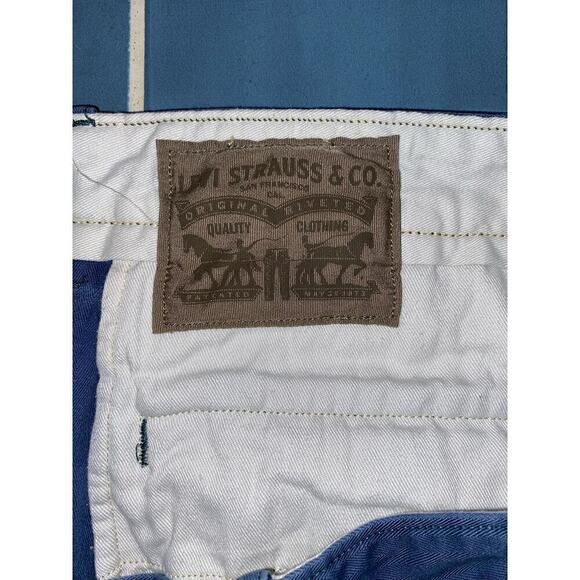 Blue Levi Strauss shorts Original Riveted, button up Y2K vintage  SZ 38 waist - Picture 4 of 10